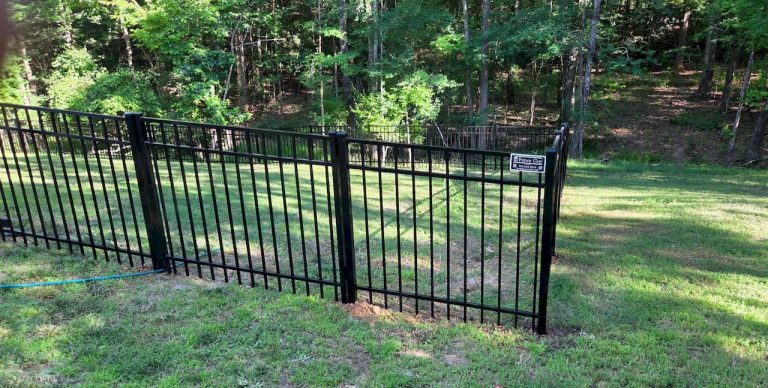 Aluminum vs. Wood Fencing: Which Is Better for Your Home?