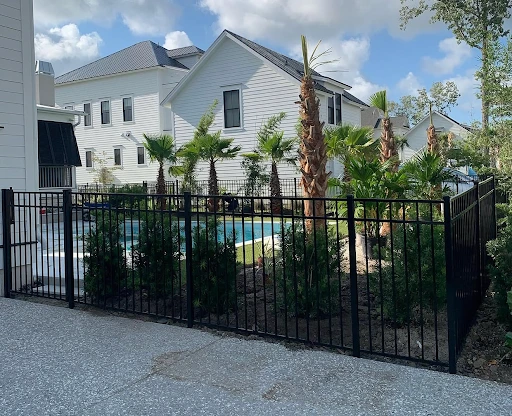 What to Expect When Hiring a Fence Contractor in Charlotte, NC
